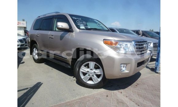 Acheter Import Voiture Toyota Land Cruiser Autre à Import - Dubai, Ali Sabieh Region Acheter Import Voiture Toyota Land Cruiser Autre à Import - Dubai, Ali Sabieh Region