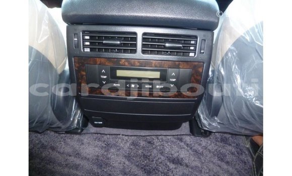 Acheter Import Voiture Toyota Land Cruiser Autre à Import - Dubai, Ali Sabieh Region Acheter Import Voiture Toyota Land Cruiser Autre à Import - Dubai, Ali Sabieh Region
