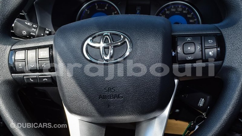 Big with watermark toyota hilux ali sabieh region import dubai 2558