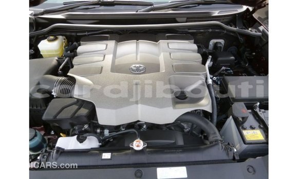 Acheter Import Voiture Toyota Land Cruiser Autre à Import - Dubai, Ali Sabieh Region Acheter Import Voiture Toyota Land Cruiser Autre à Import - Dubai, Ali Sabieh Region