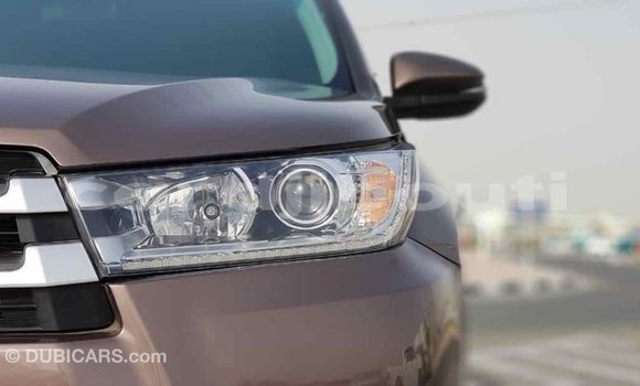 Buy Import Toyota Highlander Brown Car in Import - Dubai in Ali Sabieh Region Buy Import Toyota Highlander Brown Car in Import - Dubai in Ali Sabieh Region
