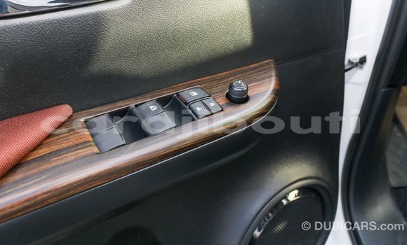 Buy Import Toyota Hilux White Car in Import - Dubai in Ali Sabieh Region Buy Import Toyota Hilux White Car in Import - Dubai in Ali Sabieh Region