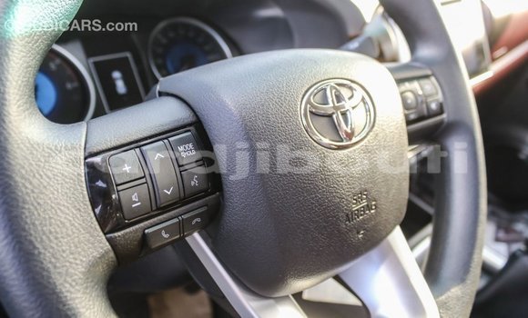 Buy Import Toyota Hilux White Car in Import - Dubai in Ali Sabieh Region Buy Import Toyota Hilux White Car in Import - Dubai in Ali Sabieh Region