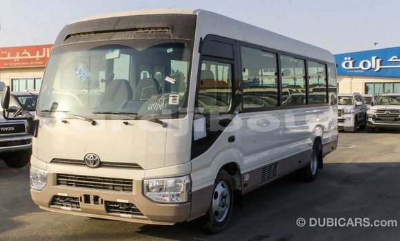 Acheter Import Voiture Toyota Coaster Blanc à Import - Dubai, Ali Sabieh Region Acheter Import Voiture Toyota Coaster Blanc à Import - Dubai, Ali Sabieh Region
