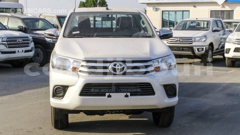 Big with watermark toyota hilux ali sabieh region import dubai 2566