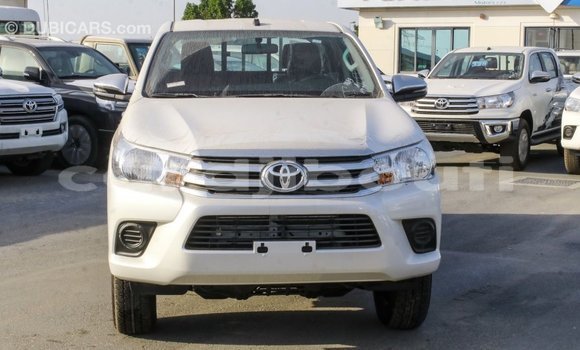 Buy Import Toyota Hilux White Car in Import - Dubai in Ali Sabieh Region Buy Import Toyota Hilux White Car in Import - Dubai in Ali Sabieh Region
