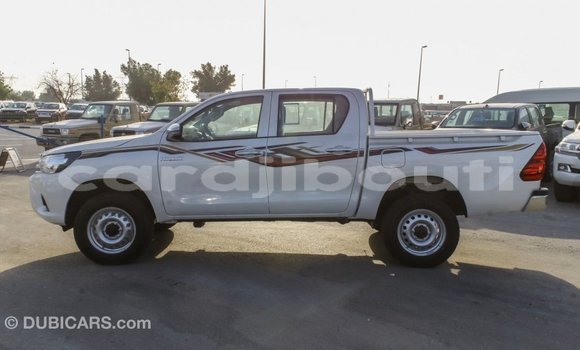Buy Import Toyota Hilux White Car in Import - Dubai in Ali Sabieh Region Buy Import Toyota Hilux White Car in Import - Dubai in Ali Sabieh Region
