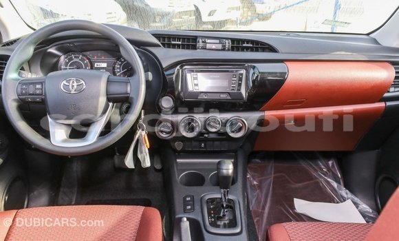 Buy Import Toyota Hilux White Car in Import - Dubai in Ali Sabieh Region Buy Import Toyota Hilux White Car in Import - Dubai in Ali Sabieh Region