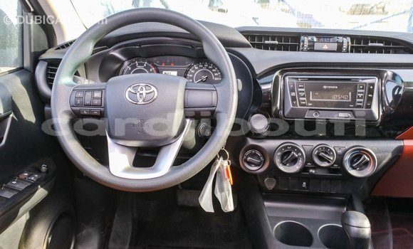 Buy Import Toyota Hilux White Car in Import - Dubai in Ali Sabieh Region Buy Import Toyota Hilux White Car in Import - Dubai in Ali Sabieh Region
