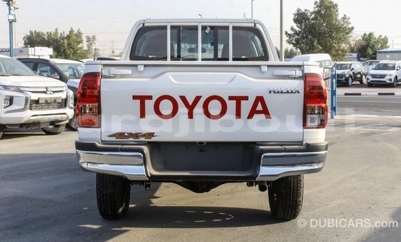 Buy Import Toyota Hilux White Car in Import - Dubai in Ali Sabieh Region Buy Import Toyota Hilux White Car in Import - Dubai in Ali Sabieh Region