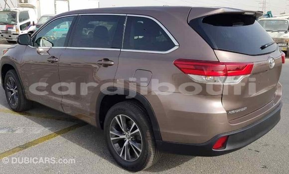 Buy Import Toyota Highlander Brown Car in Import - Dubai in Ali Sabieh Region Buy Import Toyota Highlander Brown Car in Import - Dubai in Ali Sabieh Region
