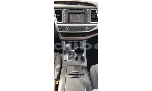 Buy Import Toyota Highlander Brown Car in Import - Dubai in Ali Sabieh Region Buy Import Toyota Highlander Brown Car in Import - Dubai in Ali Sabieh Region