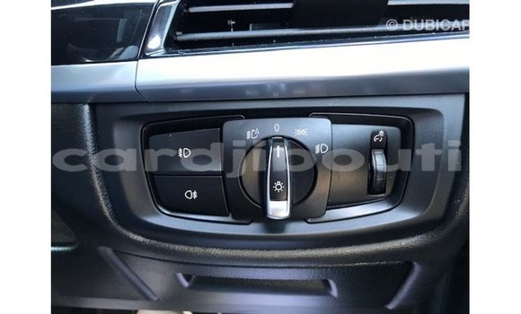 Acheter Import Voiture BMW X6 Bleu à Import - Dubai, Ali Sabieh Region Acheter Import Voiture BMW X6 Bleu à Import - Dubai, Ali Sabieh Region