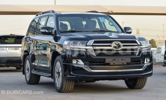 Acheter Import Voiture Toyota Land Cruiser Noir à Import - Dubai, Ali Sabieh Region Acheter Import Voiture Toyota Land Cruiser Noir à Import - Dubai, Ali Sabieh Region
