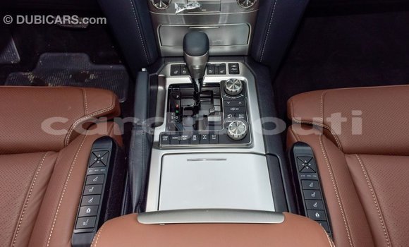 Acheter Import Voiture Toyota Land Cruiser Noir à Import - Dubai, Ali Sabieh Region Acheter Import Voiture Toyota Land Cruiser Noir à Import - Dubai, Ali Sabieh Region