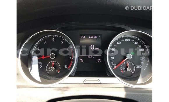 Acheter Import Voiture Volkswagen Golf Blanc à Import - Dubai, Ali Sabieh Region Acheter Import Voiture Volkswagen Golf Blanc à Import - Dubai, Ali Sabieh Region