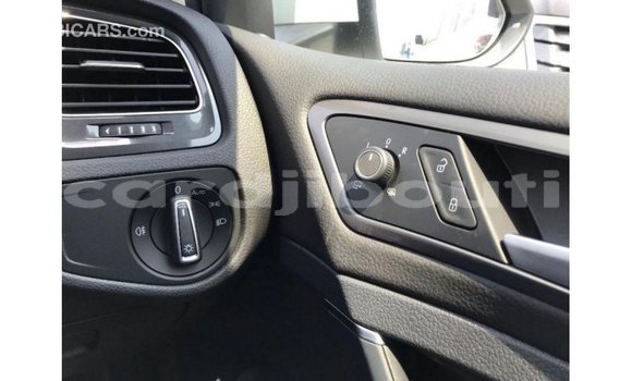 Acheter Import Voiture Volkswagen Golf Blanc à Import - Dubai, Ali Sabieh Region Acheter Import Voiture Volkswagen Golf Blanc à Import - Dubai, Ali Sabieh Region