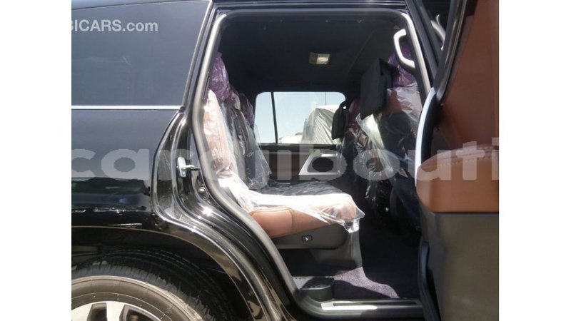 Big with watermark toyota land cruiser ali sabieh region import dubai 2580