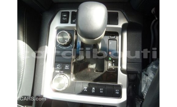 Acheter Import Voiture Toyota Land Cruiser Autre à Import - Dubai, Ali Sabieh Region Acheter Import Voiture Toyota Land Cruiser Autre à Import - Dubai, Ali Sabieh Region