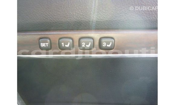 Acheter Import Voiture Toyota Land Cruiser Autre à Import - Dubai, Ali Sabieh Region Acheter Import Voiture Toyota Land Cruiser Autre à Import - Dubai, Ali Sabieh Region