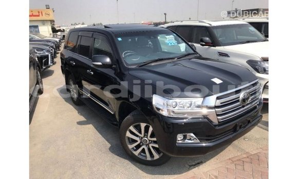 Acheter Import Voiture Toyota Land Cruiser Noir à Import - Dubai, Ali Sabieh Region Acheter Import Voiture Toyota Land Cruiser Noir à Import - Dubai, Ali Sabieh Region