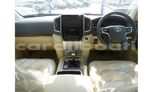 Acheter Import Voiture Toyota Land Cruiser Noir à Import - Dubai, Ali Sabieh Region Acheter Import Voiture Toyota Land Cruiser Noir à Import - Dubai, Ali Sabieh Region