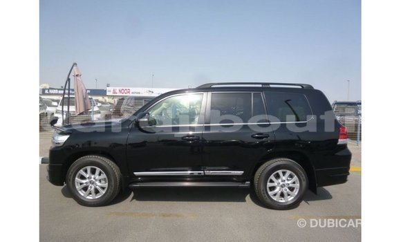 Acheter Import Voiture Toyota Land Cruiser Noir à Import - Dubai, Ali Sabieh Region Acheter Import Voiture Toyota Land Cruiser Noir à Import - Dubai, Ali Sabieh Region