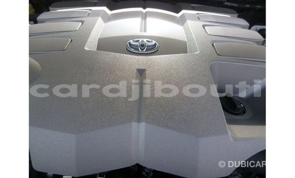 Acheter Import Voiture Toyota Land Cruiser Noir à Import - Dubai, Ali Sabieh Region Acheter Import Voiture Toyota Land Cruiser Noir à Import - Dubai, Ali Sabieh Region
