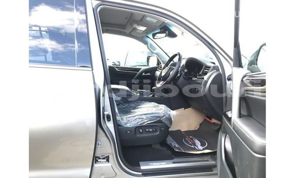 Acheter Import Voiture Lexus LX Autre à Import - Dubai, Ali Sabieh Region Acheter Import Voiture Lexus LX Autre à Import - Dubai, Ali Sabieh Region