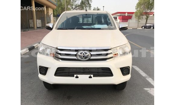 Buy Import Toyota Hilux White Car in Import - Dubai in Ali Sabieh Region Buy Import Toyota Hilux White Car in Import - Dubai in Ali Sabieh Region