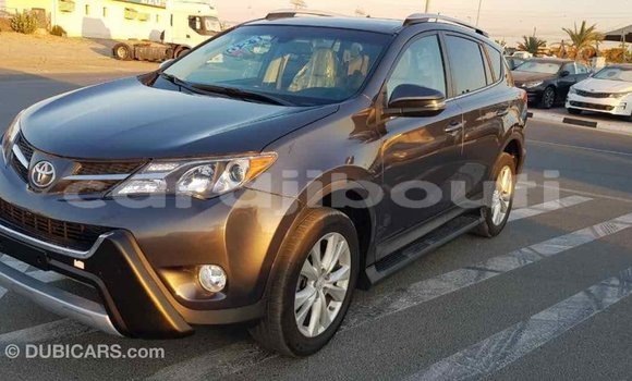 Buy Import Toyota RAV4 Other Car in Import - Dubai in Ali Sabieh Region Buy Import Toyota RAV4 Other Car in Import - Dubai in Ali Sabieh Region