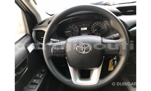 Buy Import Toyota Hilux White Car in Import - Dubai in Ali Sabieh Region Buy Import Toyota Hilux White Car in Import - Dubai in Ali Sabieh Region