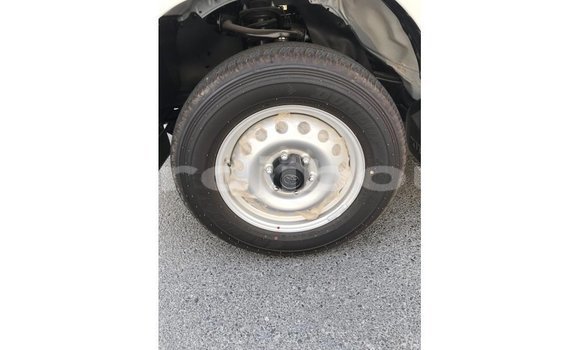 Buy Import Toyota Hilux White Car in Import - Dubai in Ali Sabieh Region Buy Import Toyota Hilux White Car in Import - Dubai in Ali Sabieh Region