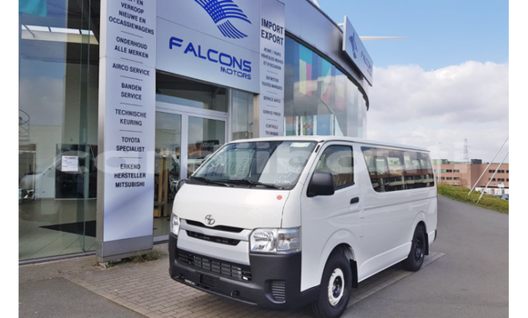 Buy Import Toyota Hiace White Car in Import - Dubai in Ali Sabieh Region Buy Import Toyota Hiace White Car in Import - Dubai in Ali Sabieh Region
