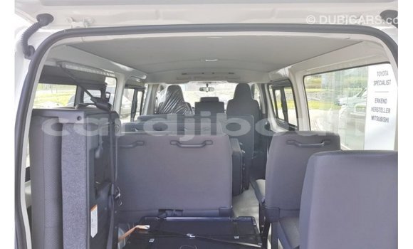 Buy Import Toyota Hiace White Car in Import - Dubai in Ali Sabieh Region Buy Import Toyota Hiace White Car in Import - Dubai in Ali Sabieh Region