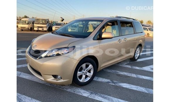 Buy Import Toyota Sienna Other Car in Import - Dubai in Ali Sabieh Region Buy Import Toyota Sienna Other Car in Import - Dubai in Ali Sabieh Region
