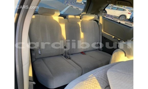 Buy Import Toyota Sienna Other Car in Import - Dubai in Ali Sabieh Region Buy Import Toyota Sienna Other Car in Import - Dubai in Ali Sabieh Region