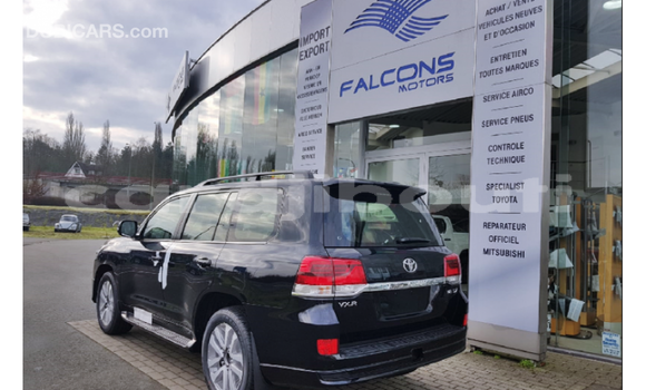 Buy Import Toyota Land Cruiser Black Car in Import - Dubai in Ali Sabieh Region Buy Import Toyota Land Cruiser Black Car in Import - Dubai in Ali Sabieh Region