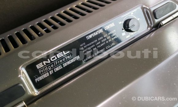 Acheter Import Voiture Toyota Coaster Blanc à Import - Dubai, Ali Sabieh Region Acheter Import Voiture Toyota Coaster Blanc à Import - Dubai, Ali Sabieh Region