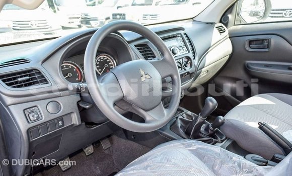 Buy Import Mitsubishi L200 White Car in Import - Dubai in Ali Sabieh Region Buy Import Mitsubishi L200 White Car in Import - Dubai in Ali Sabieh Region
