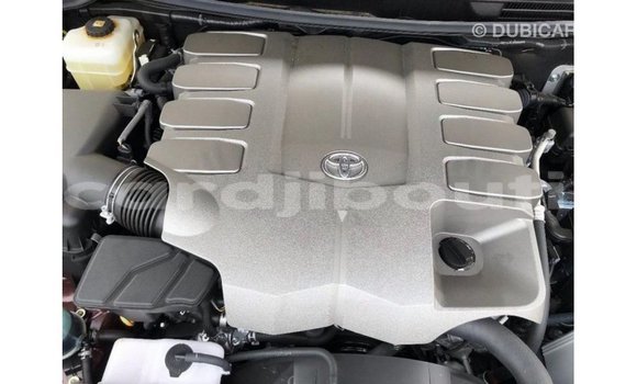 Acheter Import Voiture Toyota Land Cruiser Autre à Import - Dubai, Ali Sabieh Region Acheter Import Voiture Toyota Land Cruiser Autre à Import - Dubai, Ali Sabieh Region