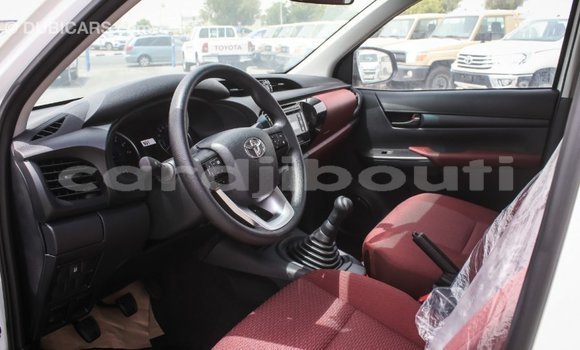 Buy Import Toyota Hilux White Car in Import - Dubai in Ali Sabieh Region Buy Import Toyota Hilux White Car in Import - Dubai in Ali Sabieh Region
