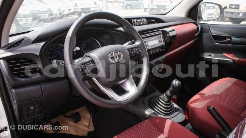 Big with watermark toyota hilux ali sabieh region import dubai 2625