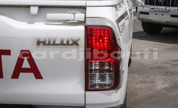 Buy Import Toyota Hilux White Car in Import - Dubai in Ali Sabieh Region Buy Import Toyota Hilux White Car in Import - Dubai in Ali Sabieh Region