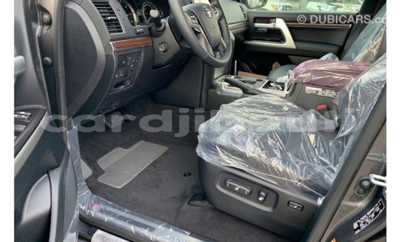 Buy Import Toyota Land Cruiser Black Car in Import - Dubai in Ali Sabieh Region Buy Import Toyota Land Cruiser Black Car in Import - Dubai in Ali Sabieh Region