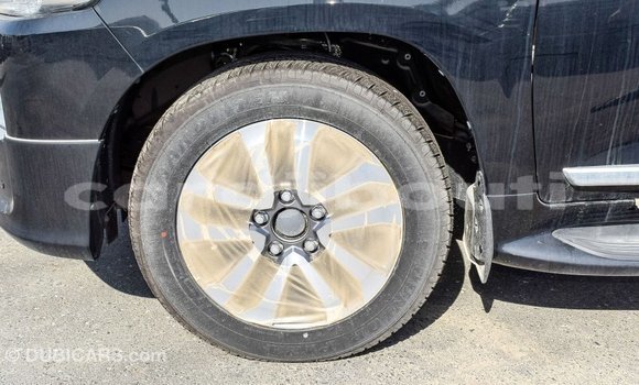 Acheter Import Voiture Toyota Land Cruiser Noir à Import - Dubai, Ali Sabieh Region Acheter Import Voiture Toyota Land Cruiser Noir à Import - Dubai, Ali Sabieh Region