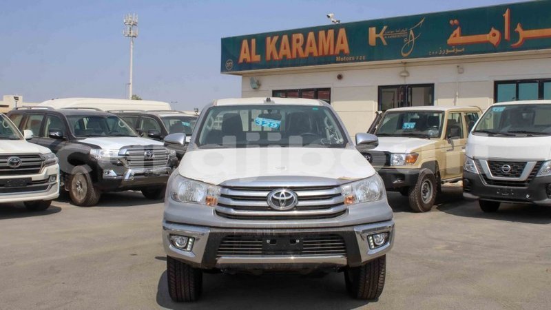Big with watermark toyota hilux ali sabieh region import dubai 2632