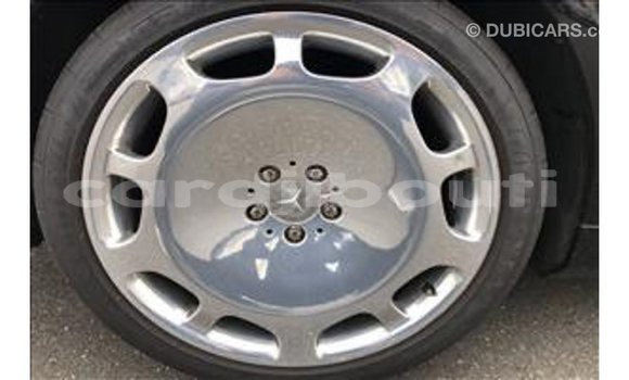 Acheter Import Voiture Mercedes-Benz 190 Noir à Import - Dubai, Ali Sabieh Region Acheter Import Voiture Mercedes-Benz 190 Noir à Import - Dubai, Ali Sabieh Region