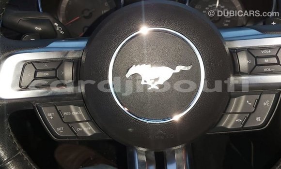 Acheter Import Voiture Ford Mustang Rouge à Import - Dubai, Ali Sabieh Region Acheter Import Voiture Ford Mustang Rouge à Import - Dubai, Ali Sabieh Region