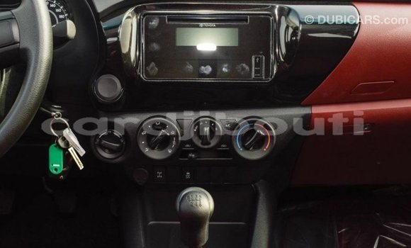 Buy Import Toyota Hilux White Car in Import - Dubai in Ali Sabieh Region Buy Import Toyota Hilux White Car in Import - Dubai in Ali Sabieh Region